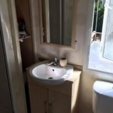 083 Mobil-home Gamme Confort A La Ferme 4 Etoiles *